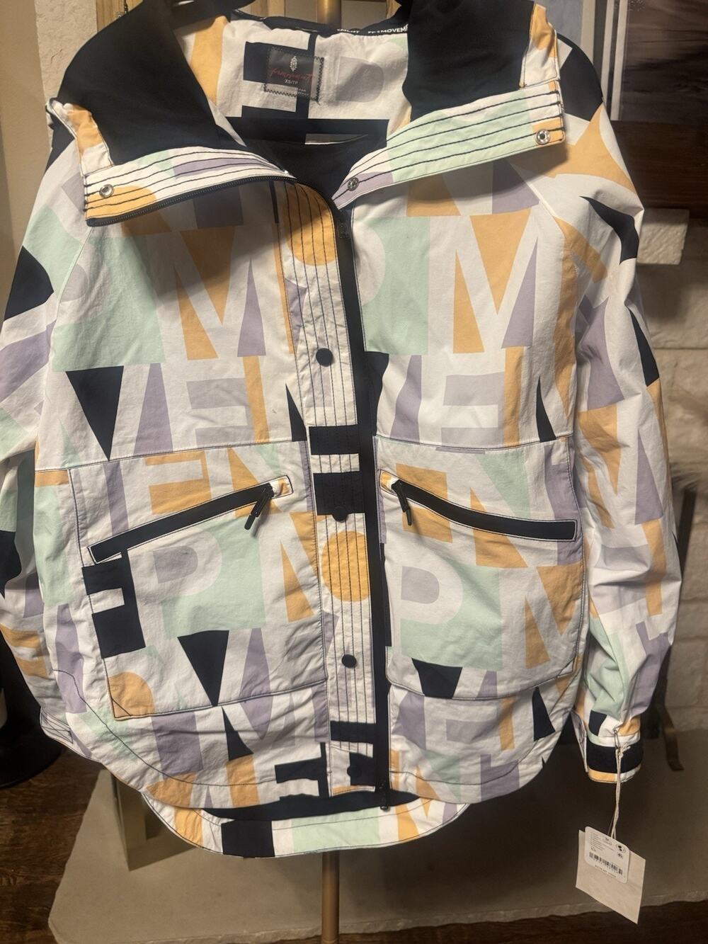FP Movement Multicolor Geometric Hooded
Jacket XS Full Zip SnapButton oversized